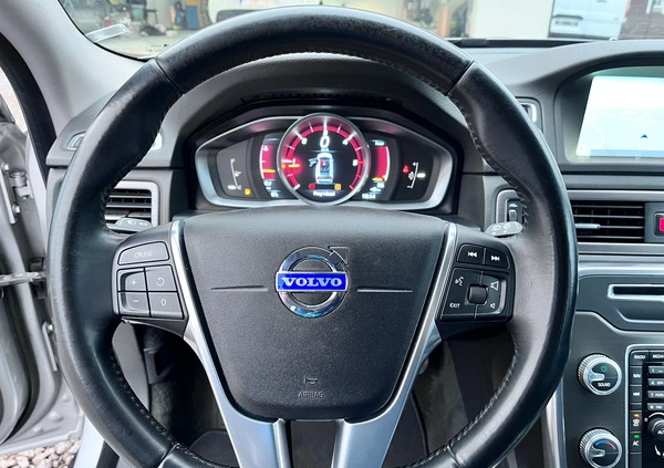 Volvo XC 70 cena 43000 przebieg: 369000, rok produkcji 2014 z Radomsko małe 497
